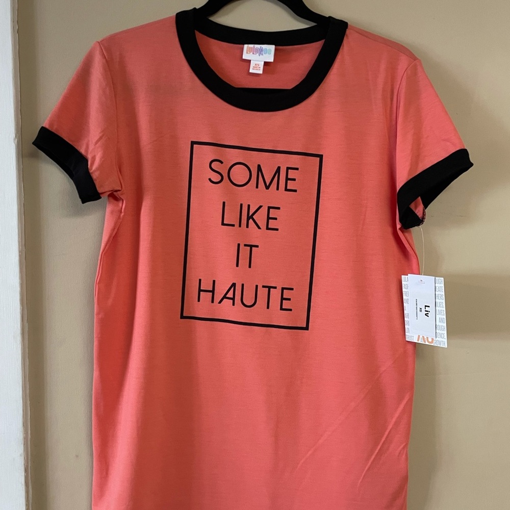 NWT XS LuLaRoe Liv tee